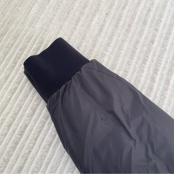 Lululemon About-Face Insulated Bomber Reversible Down Puffer Jacket - Picture 5 of 11